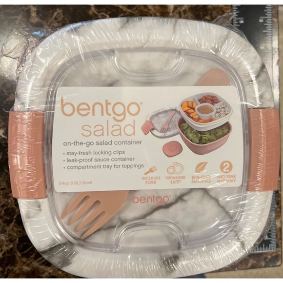Bentgo Salad 54 Oz BPA-Free On-The-Go Salad Container W/ Tray & Utensils Pink - Picture 2 of 3